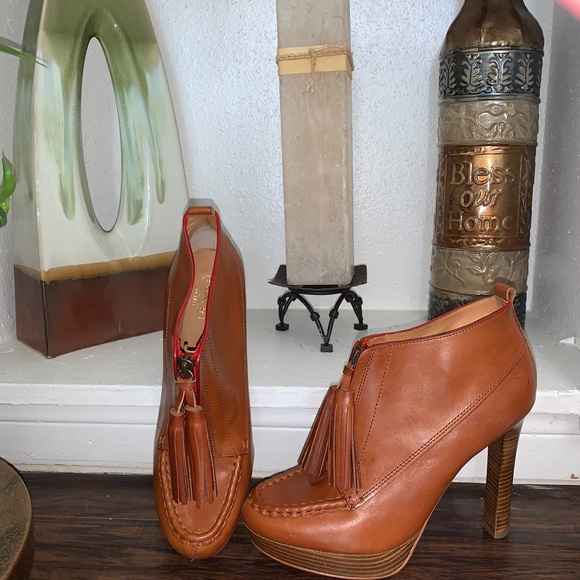 Coach heel with tassels. Never worn still in original box. - Picture 5 of 5